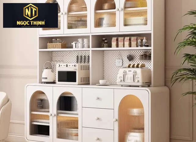 Tủ bếp giá rẻ phong cách hiện đại đơn giản 2024